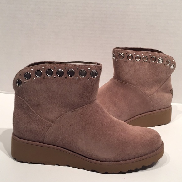 ugg riley boot